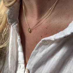 circle-silhouette-necklace-14k-goud-1-1614947931.jpg